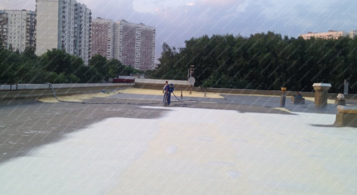 Ремонт плоской кровли ТЦ полимочевиной