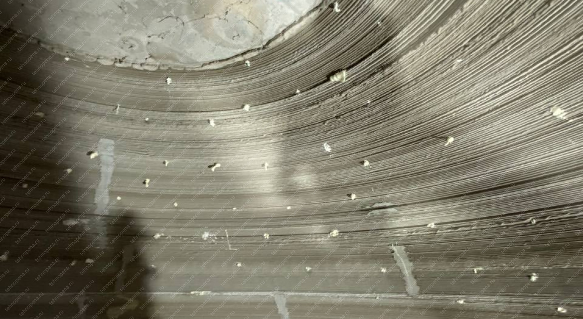 Заливка купольного дома  пенополиуретаном
