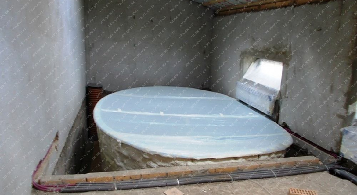 Утепление дна бассейна ППУ